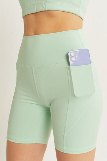 High Waist Seam Detail Active Shorts – Stretchy & Flattering Fit