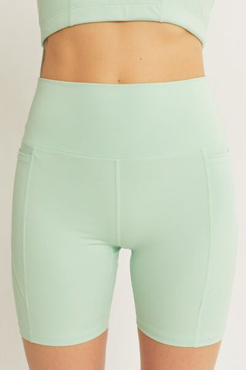 High Waist Seam Detail Active Shorts – Stretchy & Flattering Fit