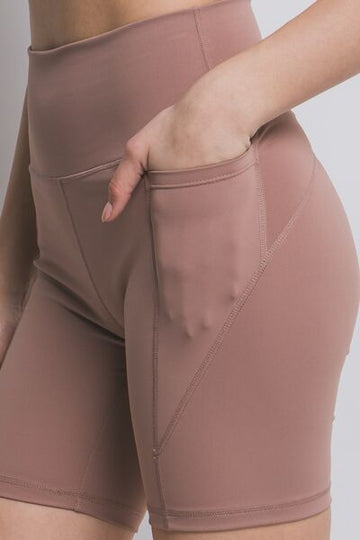 High Waist Seam Detail Active Shorts – Stretchy & Flattering Fit